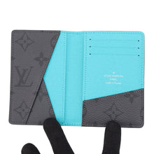 将图像加载到图库查看器中，LOUIS VUITTON Organizer De Poche Turquoise Gray/TurquoiseM11469 Monogram Eclipse Reverse
