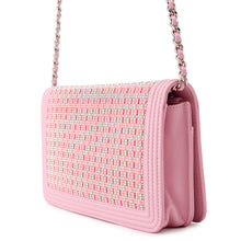 将图像加载到图库查看器中，CHANEL Boy Chanel Chain Wallet Pink/StrassA80287 Leather/Rhinestone
