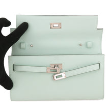 Load image into Gallery viewer, HERMES Kelly wallet long to go VertPeppermint Epsom
