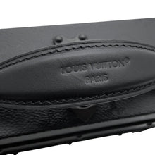 Load image into Gallery viewer, LOUIS VUITTON Handle/Trunk buckle NoirM29118 Monogram・Midnight
