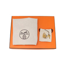 将图像加载到图库查看器中，HERMES Picotin Lock Craie Taurillon Clemence Size PM
