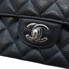Load image into Gallery viewer, CHANEL Matelasse W Flap ChainShoulder Bag BlackA01112 Caviar Leather Size 25
