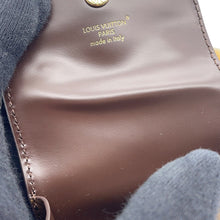 将图像加载到图库查看器中，LOUIS VUITTON Bag Charm: LV Cute Capybara BrownM02956 Monogram
