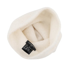 将图像加载到图库查看器中，CHANEL CC Logo knit cap White Cashmere80% Silk20%
