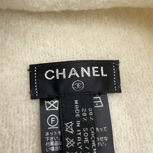 将图像加载到图库查看器中，CHANEL CC Logo knit cap White Cashmere80% Silk20%
