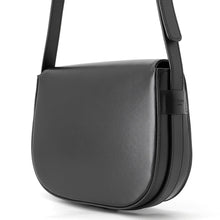 Load image into Gallery viewer, CELINE Maillon Triomphe Shoulder Bag Black193123 Leather Size Medium

