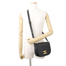Load image into Gallery viewer, CELINE Maillon Triomphe Shoulder Bag Black193123 Leather Size Medium
