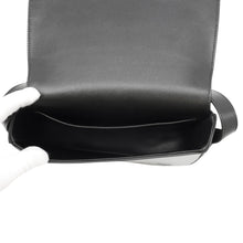 Load image into Gallery viewer, CELINE Maillon Triomphe Shoulder Bag Black193123 Leather Size Medium
