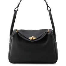 将图像加载到图库查看器中，HERMES Lindy Black Taurillon Clemence Size 26
