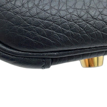 将图像加载到图库查看器中，HERMES Lindy Black Taurillon Clemence Size 26
