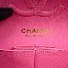 将图像加载到图库查看器中，CHANEL Matelasse W Flap ChainShoulder Bag PinkA01113 Caviar Leather Size 23

