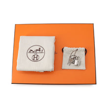 Load image into Gallery viewer, HERMES Picotin Lock Eclat Nata/Poussiere Taurillon Clemence Swift Leather Size PM
