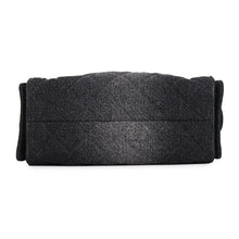 将图像加载到图库查看器中，CHANEL CHANEL25 ChainShoulder Bag BlackAS5631 Denim Size Mini
