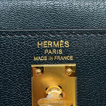 Load image into Gallery viewer, HERMES Kelly Sellier Vert Rousseau Chevre Shamqila Size 25
