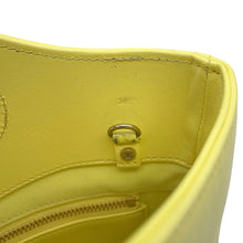 将图像加载到图库查看器中，CHANEL CHANEL31 Shopping Bag YellowAS4133 Shiny Calf Leather Size Small
