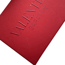 Load image into Gallery viewer, Valentino Garavani Rock Studded Whispy Card Case BlackW5P0AE5IIT Calf Leather

