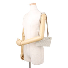 将图像加载到图库查看器中，CHANEL Timeless Classics Line ChainClutch Bag Light GrayAP4423 Caviar Leather
