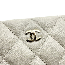 将图像加载到图库查看器中，CHANEL Timeless Classics Line ChainClutch Bag Light GrayAP4423 Caviar Leather
