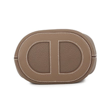 Load image into Gallery viewer, HERMES In the loop Etoupe Taurillon Clemence Swift Leather Size 18
