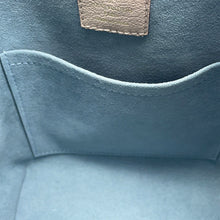 将图像加载到图库查看器中，LOUIS VUITTON Lockme Bucket NV BeigeM57688 Leather
