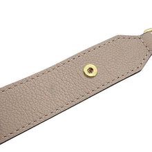 将图像加载到图库查看器中，LOUIS VUITTON Lockme Bucket NV BeigeM57688 Leather
