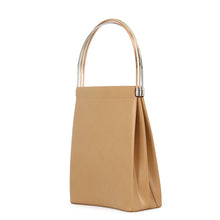将图像加载到图库查看器中，CARTIER Trinity Handbag BeigeL1000524 Leather
