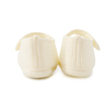 Load image into Gallery viewer, HERMES Baby shoes Ivory Linen100%
