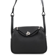 将图像加载到图库查看器中，HERMES Lindy Black Taurillon Clemence Size Mini
