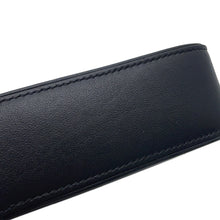 将图像加载到图库查看器中，CELINE logo messenger bag Black194503DOT Leather
