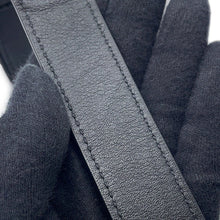 将图像加载到图库查看器中，CELINE logo messenger bag Black194503DOT Leather
