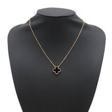 Load image into Gallery viewer, Van Cleef &amp; Arpels Vintage Alhambra PendantVCARA45800 18K Yellow Gold
