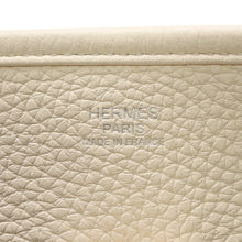 Load image into Gallery viewer, HERMES Evelyne3 Nata Taurillon Clemence Size PM
