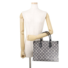 Load image into Gallery viewer, LOUIS VUITTON Onthego GrayM46448 Monogram・Jacquard Denim Size MM
