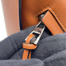 Load image into Gallery viewer, LOEWE hammock Brown387.30.S35 Leather Size Small
