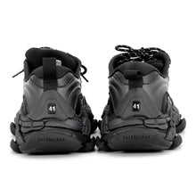 Load image into Gallery viewer, BALENCIAGA Triple S.2 Black/Dark Gray865849WTRS21011 Mesh Size 41
