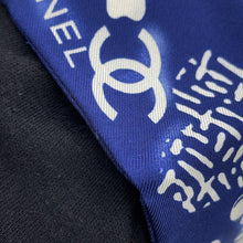 Load image into Gallery viewer, CHANEL hair band scarf Navy/WhiteAA0349 Silk100%
