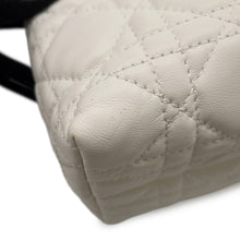 将图像加载到图库查看器中，Dior Dior Jolie Top Handle Mini Bag WhiteS3123UNJB Lambskin Faux Pearl
