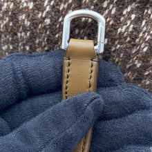 Load image into Gallery viewer, Loro Piana Loro Piana Extra Pocket L19 Moka/Latte/EbonyFAQ2509 Cashmere Leather Size L19
