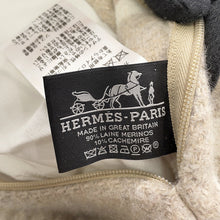 将图像加载到图库查看器中，HERMES Avalon III Cushion Coco - Camomile Wool90% Cashmere10% Size PM
