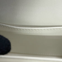 将图像加载到图库查看器中，CELINE Triomphe Mini Claude Shoulder Bag White10I513DPV Shiny Calf Leather Size Mini
