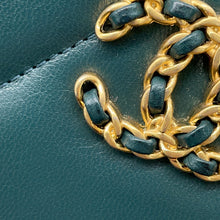 将图像加载到图库查看器中，CHANEL CHANEL 19 Small Zippy Wallet Dark GreenAP0948 Lambskin
