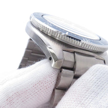 Load image into Gallery viewer, SEIKO prospex mechanical divers W40mm Stainless Steel Blue DialSBDC195
