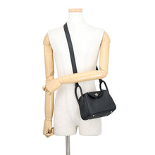 将图像加载到图库查看器中，HERMES Lindy Black Taurillon Clemence Size Mini
