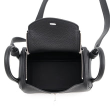 将图像加载到图库查看器中，HERMES Lindy Black Taurillon Clemence Size Mini
