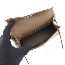 将图像加载到图库查看器中，HERMES Mini Kelly 2 (outside) Etoupe Epsom
