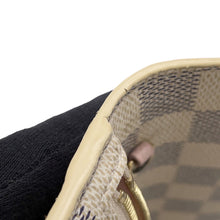 Load image into Gallery viewer, LOUIS VUITTON Pochette Weekend Summer Trunk Rose BallerineN60108 Damier Azur/Trunk
