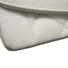 Load image into Gallery viewer, CHANEL Diana Chain Shoulder Bag WhiteA01165 Caviar Leather Size 25
