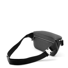 Load image into Gallery viewer, Bonaventura Crossbody Bag BlackBFPO1-BK shrink leather

