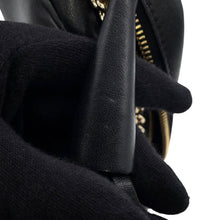 将图像加载到图库查看器中，JIMMY CHOO Fringe ChainShoulder Black Leather

