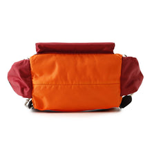 将图像加载到图库查看器中，BURBERRY Bag pack Orange/Red/White Nylon Leather
